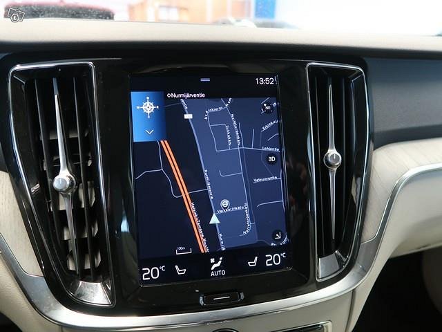 VOLVO V60 14