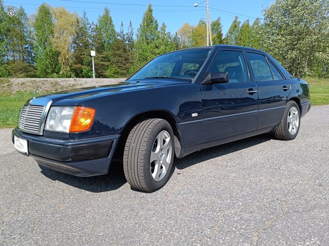 Mercedes-Benz E