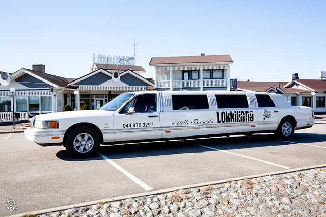 Lincoln Town Car, kuva 1