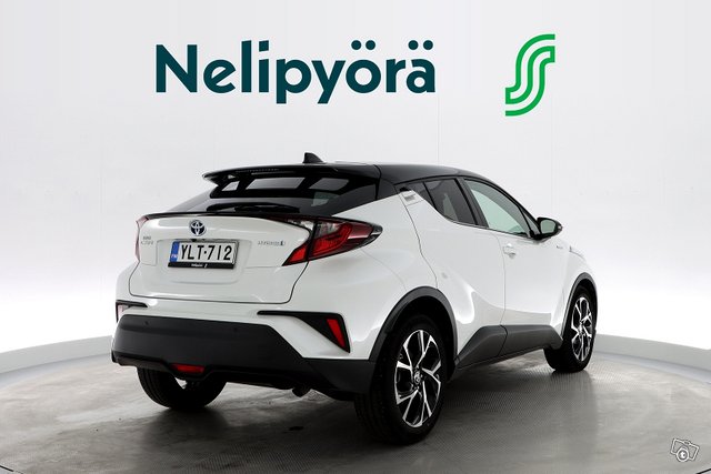 Toyota C-HR 5