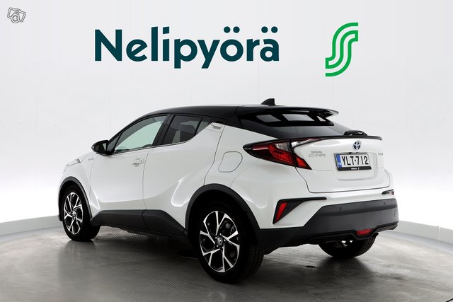 Toyota C-HR 7
