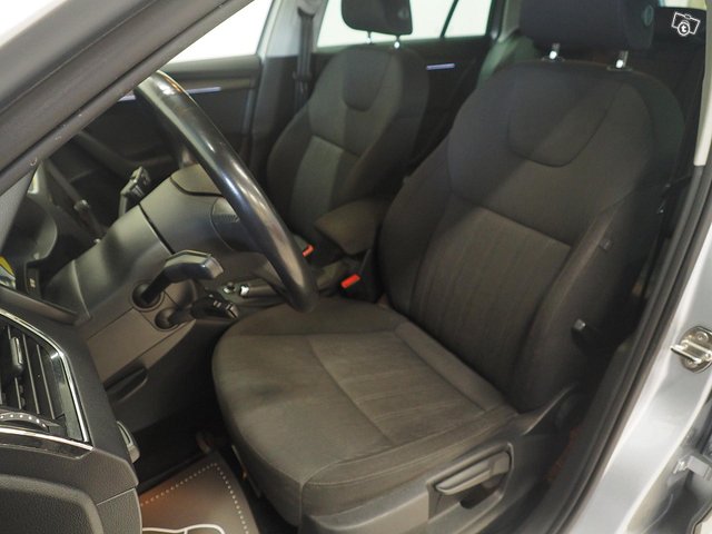 Skoda Octavia 10