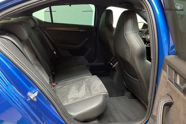 Skoda Superb 16