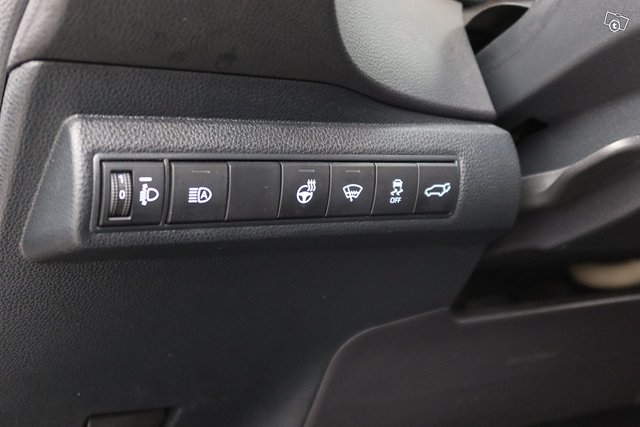 Toyota Corolla 16