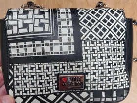 Love Moschino laukku, Laukut ja hatut, Asusteet ja kellot, Jyväskylä, Tori.fi Love Moschino laukku, Laukut ja hatut, Asusteet ja kellot, Jyväskylä, Tori.fi