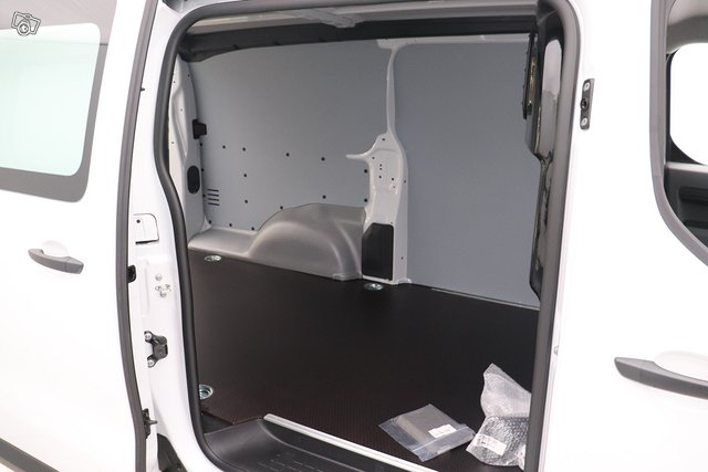 Opel Vivaro 17