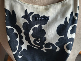 Marimekko, Laukut ja hatut, Asusteet ja kellot, Joensuu, Tori.fi Marimekko, Laukut ja hatut, Asusteet ja kellot, Joensuu, Tori.fi