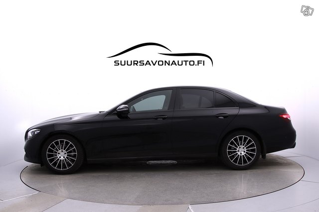 MERCEDES-BENZ E 3