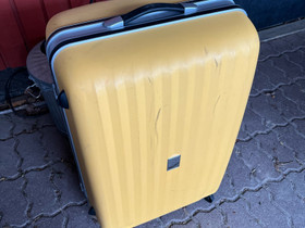 Matkalaukku setti, kova pinta, Laukut ja hatut, Asusteet ja kellot, Jyväskylä, Tori.fi Matkalaukku setti, kova pinta, Laukut ja hatut, Asusteet ja kellot, Jyväskylä, Tori.fi