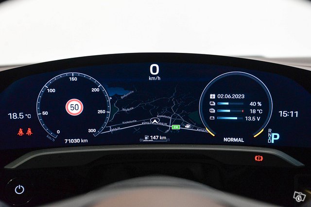 Porsche Taycan 15
