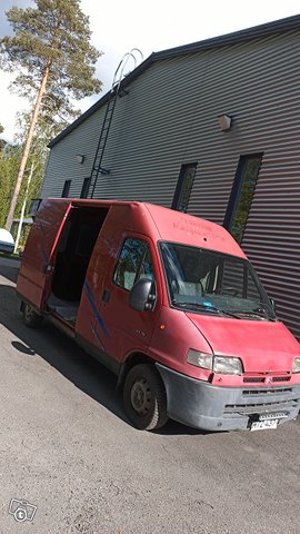 Muuttoauto