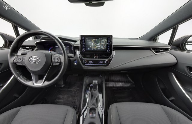 TOYOTA COROLLA 10