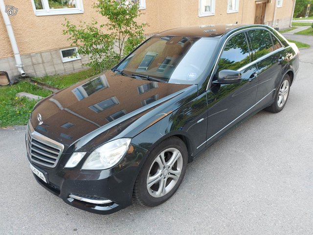 Mercedes-Benz E 300, kuva 1