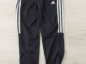 Adidas housut koko 152, Lastenvaatteet ja kengät, Uusikaarlepyy, Tori.fi Adidas housut koko 152, Lastenvaatteet ja kengät, Uusikaarlepyy, Tori.fi