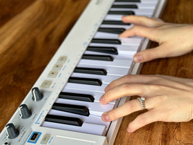 Arturia Keystep 32, Pianot, urut ja koskettimet, Musiikki ja soittimet, Helsinki, Tori.fi Arturia Keystep 32, Pianot, urut ja koskettimet, Musiikki ja soittimet, Helsinki, Tori.fi