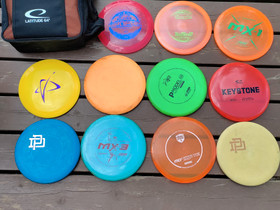 Frisbeet ja bägi, Frisbeegolf, Urheilu ja ulkoilu, Aura, Tori.fi Frisbeet ja bägi, Frisbeegolf, Urheilu ja ulkoilu, Aura, Tori.fi