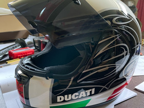 Ducati/Arai Chaser kypärä koko M 57-58, Ajoasut, kengät ja kypärät, Mototarvikkeet ja varaosat, Pirkkala, Tori.fi Ducati/Arai Chaser kypärä koko M 57-58, Ajoasut, kengät ja kypärät, Mototarvikkeet ja varaosat, Pirkkala, Tori.fi