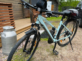 Scott naisten hybridipyörä, Hybridipyörät, Polkupyörät ja pyöräily, Tyrnävä, Tori.fi Scott naisten hybridipyörä, Hybridipyörät, Polkupyörät ja pyöräily, Tyrnävä, Tori.fi