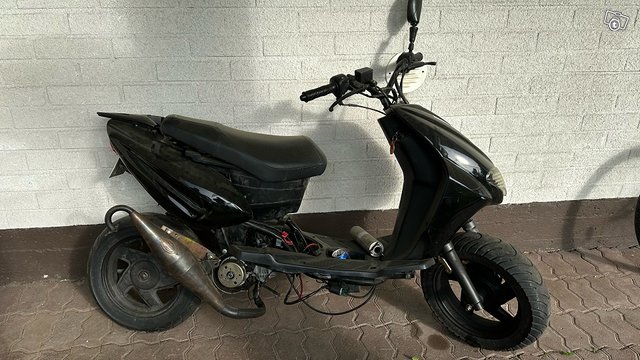 Keeway RX8