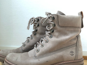 Timberland nilkkurit / saappaat, Vaatteet ja kengät, Vaasa, Tori.fi Timberland nilkkurit / saappaat, Vaatteet ja kengät, Vaasa, Tori.fi