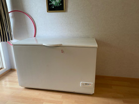 Electrolux pakastin 400 litra, Jääkaapit ja pakastimet, Kodinkoneet, Helsinki, Tori.fi Electrolux pakastin 400 litra, Jääkaapit ja pakastimet, Kodinkoneet, Helsinki, Tori.fi