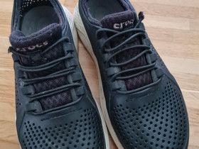 Lasten Crocs Literide Pacer, koko J3 (34-35), Lastenvaatteet ja kengät, Mustasaari, Tori.fi Lasten Crocs Literide Pacer, koko J3 (34-35), Lastenvaatteet ja kengät, Mustasaari, Tori.fi