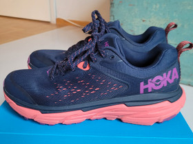 Hoka One One, Juoksu ja lenkkeily, Urheilu ja ulkoilu, Helsinki, Tori.fi Hoka One One, Juoksu ja lenkkeily, Urheilu ja ulkoilu, Helsinki, Tori.fi