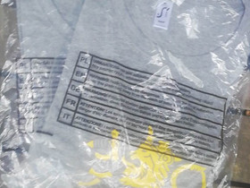 T-paita, Leijona logolla 2 kpl, Vaatteet ja kengät, Sastamala, Tori.fi T-paita, Leijona logolla 2 kpl, Vaatteet ja kengät, Sastamala, Tori.fi