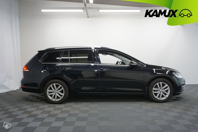 Volkswagen Golf 2