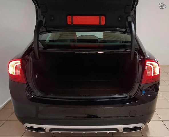 Volvo S60 3