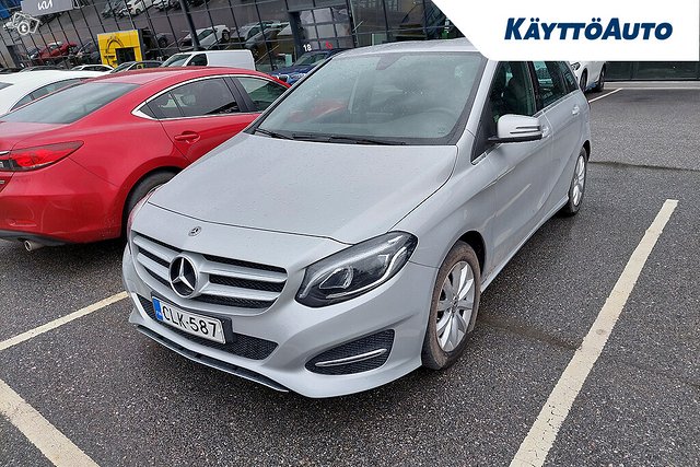 MERCEDES-BENZ B