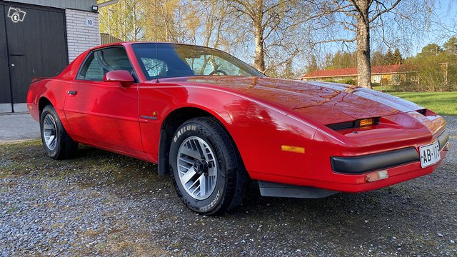 Pontiac Firebird, kuva 1