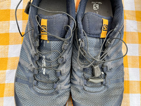 Salomon Sense Ride juoksukengät koko 43,5, Juoksu ja lenkkeily, Urheilu ja ulkoilu, Raasepori, Tori.fi Salomon Sense Ride juoksukengät koko 43,5, Juoksu ja lenkkeily, Urheilu ja ulkoilu, Raasepori, Tori.fi