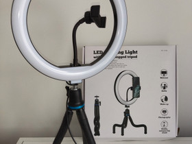 LED-rengasvalo 10", teline ja pidike puhelimelle, Valokuvaustarvikkeet, Kamerat ja valokuvaus, Tampere, Tori.fi LED-rengasvalo 10", teline ja pidike puhelimelle, Valokuvaustarvikkeet, Kamerat ja valokuvaus, Tampere, Tori.fi