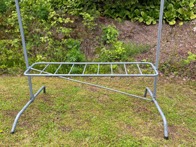 Mattoteline, Muu piha ja puutarha, Piha ja puutarha, Laukaa, Tori.fi Mattoteline, Muu piha ja puutarha, Piha ja puutarha, Laukaa, Tori.fi