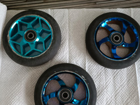 Kolme scootin rengasta 110 mm, Muu urheilu ja ulkoilu, Urheilu ja ulkoilu, Vantaa, Tori.fi Kolme scootin rengasta 110 mm, Muu urheilu ja ulkoilu, Urheilu ja ulkoilu, Vantaa, Tori.fi