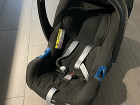 Turvakaukalo telakalla Britax römer, Turvaistuimet ja kaukalot, Lastentarvikkeet ja lelut, Kuopio, Tori.fi Turvakaukalo telakalla Britax römer, Turvaistuimet ja kaukalot, Lastentarvikkeet ja lelut, Kuopio, Tori.fi