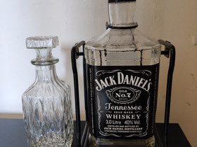 Jack Daniels pullo telineineen! (Ei irrotettava), Säilytysastiat ja rasiat, Keittiötarvikkeet ja astiat, Iisalmi, Tori.fi Jack Daniels pullo telineineen! (Ei irrotettava), Säilytysastiat ja rasiat, Keittiötarvikkeet ja astiat, Iisalmi, Tori.fi