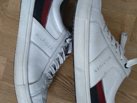Juoksu Lenkkarit HILFIGER, Juoksu ja lenkkeily, Urheilu ja ulkoilu, Vantaa, Tori.fi Juoksu Lenkkarit HILFIGER, Juoksu ja lenkkeily, Urheilu ja ulkoilu, Vantaa, Tori.fi