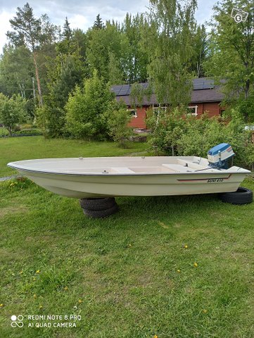 Suvi 410 ja Evinrude 20(25), kuva 1