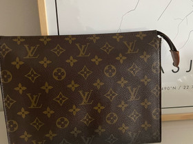 Louis Vuitton Toiletry Pouch 26, Muut asusteet, Asusteet ja kellot, Kurikka, Tori.fi Louis Vuitton Toiletry Pouch 26, Muut asusteet, Asusteet ja kellot, Kurikka, Tori.fi