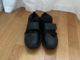 Nike Hustle koripallokengät, Pallopelit, Urheilu ja ulkoilu, Tuusula, Tori.fi Nike Hustle koripallokengät, Pallopelit, Urheilu ja ulkoilu, Tuusula, Tori.fi