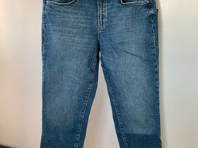 Massimo Dutti Mid rise Slim fit Cropped farkut 40, Vaatteet ja kengät, Espoo, Tori.fi Massimo Dutti Mid rise Slim fit Cropped farkut 40, Vaatteet ja kengät, Espoo, Tori.fi