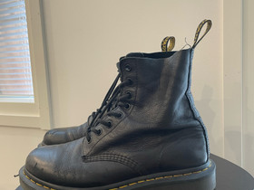Dr. Martens koko 40, Vaatteet ja kengät, Joensuu, Tori.fi Dr. Martens koko 40, Vaatteet ja kengät, Joensuu, Tori.fi
