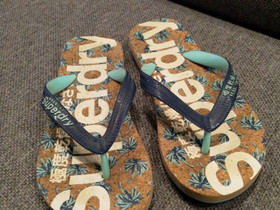 Superdry sandaalit 37, Vaatteet ja kengät, Kankaanpää, Tori.fi Superdry sandaalit 37, Vaatteet ja kengät, Kankaanpää, Tori.fi