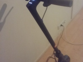 Sähköscootti xiamo, Muu viihde-elektroniikka, Viihde-elektroniikka, Hyvinkää, Tori.fi Sähköscootti xiamo, Muu viihde-elektroniikka, Viihde-elektroniikka, Hyvinkää, Tori.fi