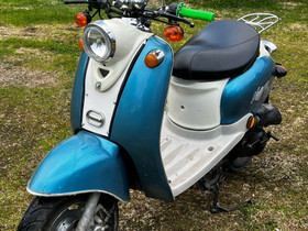 Skootteri 4T, Skootterit, Moto, Nivala, Tori.fi Skootteri 4T, Skootterit, Moto, Nivala, Tori.fi