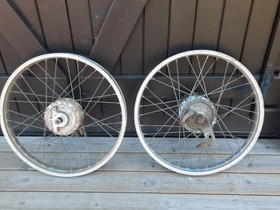 Pappa Tunturi 17" etu-ja takavanne, Mopojen varaosat ja tarvikkeet, Mototarvikkeet ja varaosat, Hankasalmi, Tori.fi Pappa Tunturi 17" etu-ja takavanne, Mopojen varaosat ja tarvikkeet, Mototarvikkeet ja varaosat, Hankasalmi, Tori.fi