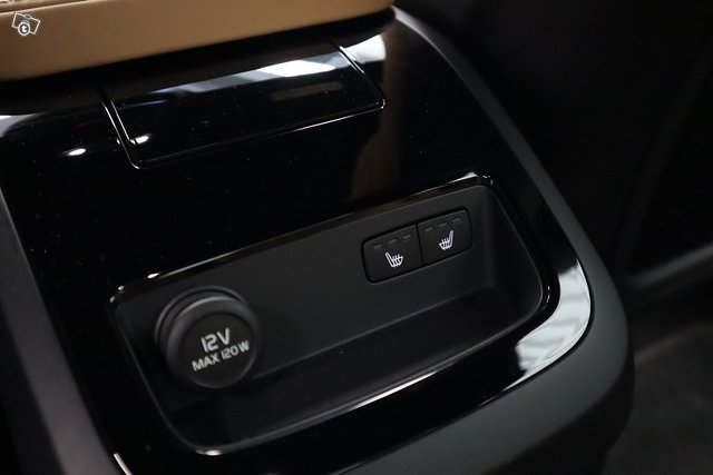 Volvo S90 18