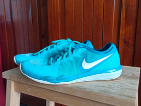 Nike DF TR3 treenikengät 38,5, Vaatteet ja kengät, Jyväskylä, Tori.fi Nike DF TR3 treenikengät 38,5, Vaatteet ja kengät, Jyväskylä, Tori.fi